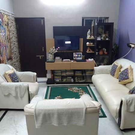 The Lovely Room Calcutta Extérieur photo