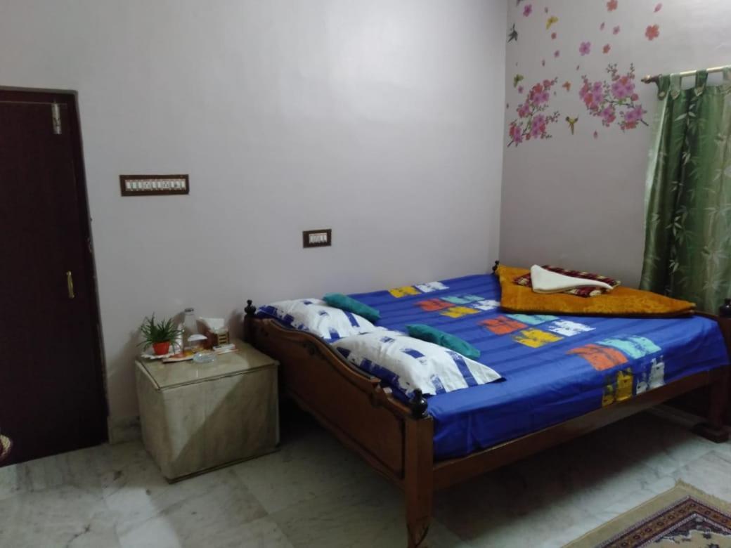 The Lovely Room Calcutta Extérieur photo