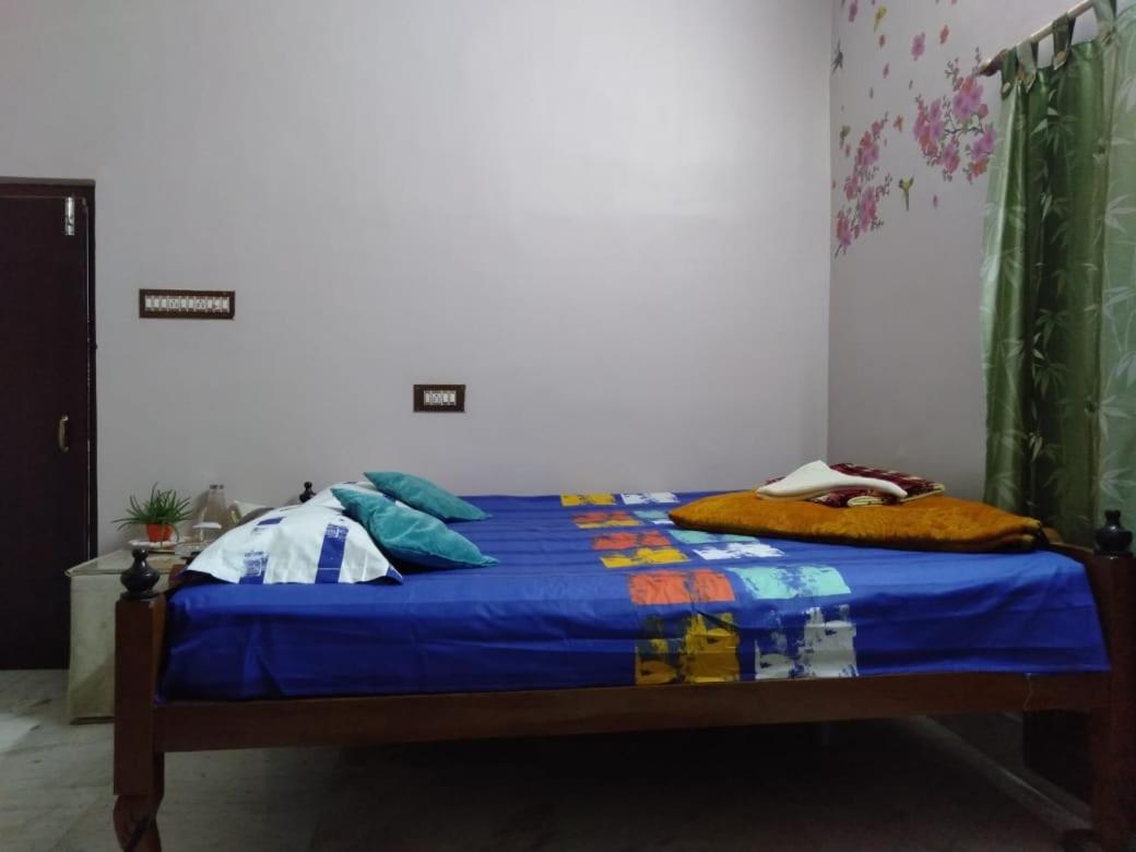 The Lovely Room Calcutta Extérieur photo